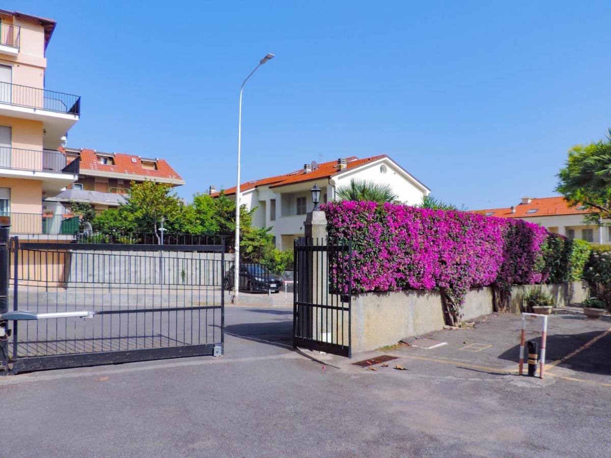 Ferienwohnung H11 Terrazzo Al Mare - Riva Ligure - Spiagge Exterior foto
